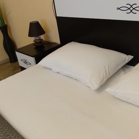 Sayat Nova Apartments Tbilisi Esterno foto