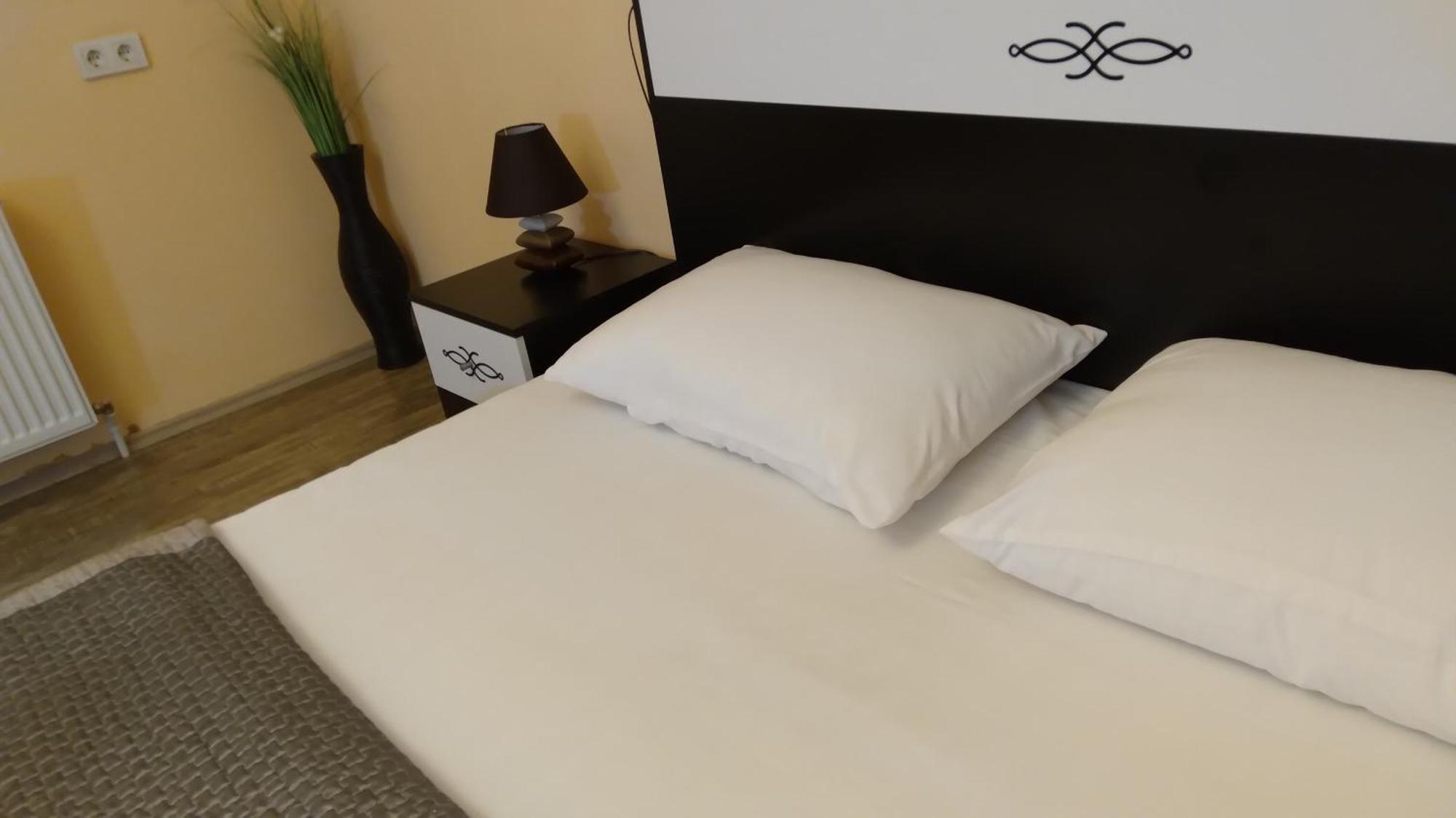 Sayat Nova Apartments Tbilisi Esterno foto